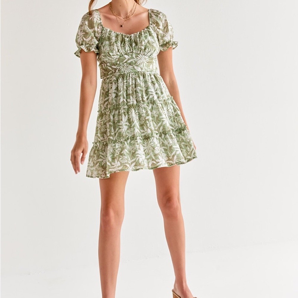 NWT Stella Short Sleeve Emma Waisted Mini Dress